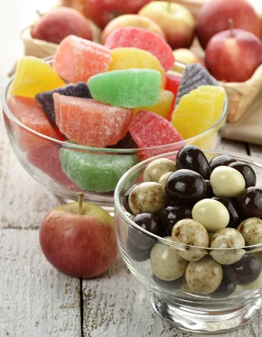 KEEP THAT CANDY AT BAY DURING YOUR TREATMENT!